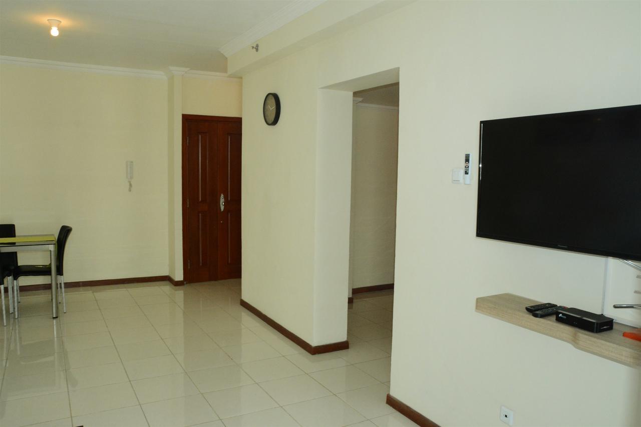 3Br Grand Palace With Private Bathtub By Travelio Jakarta Bagian luar foto