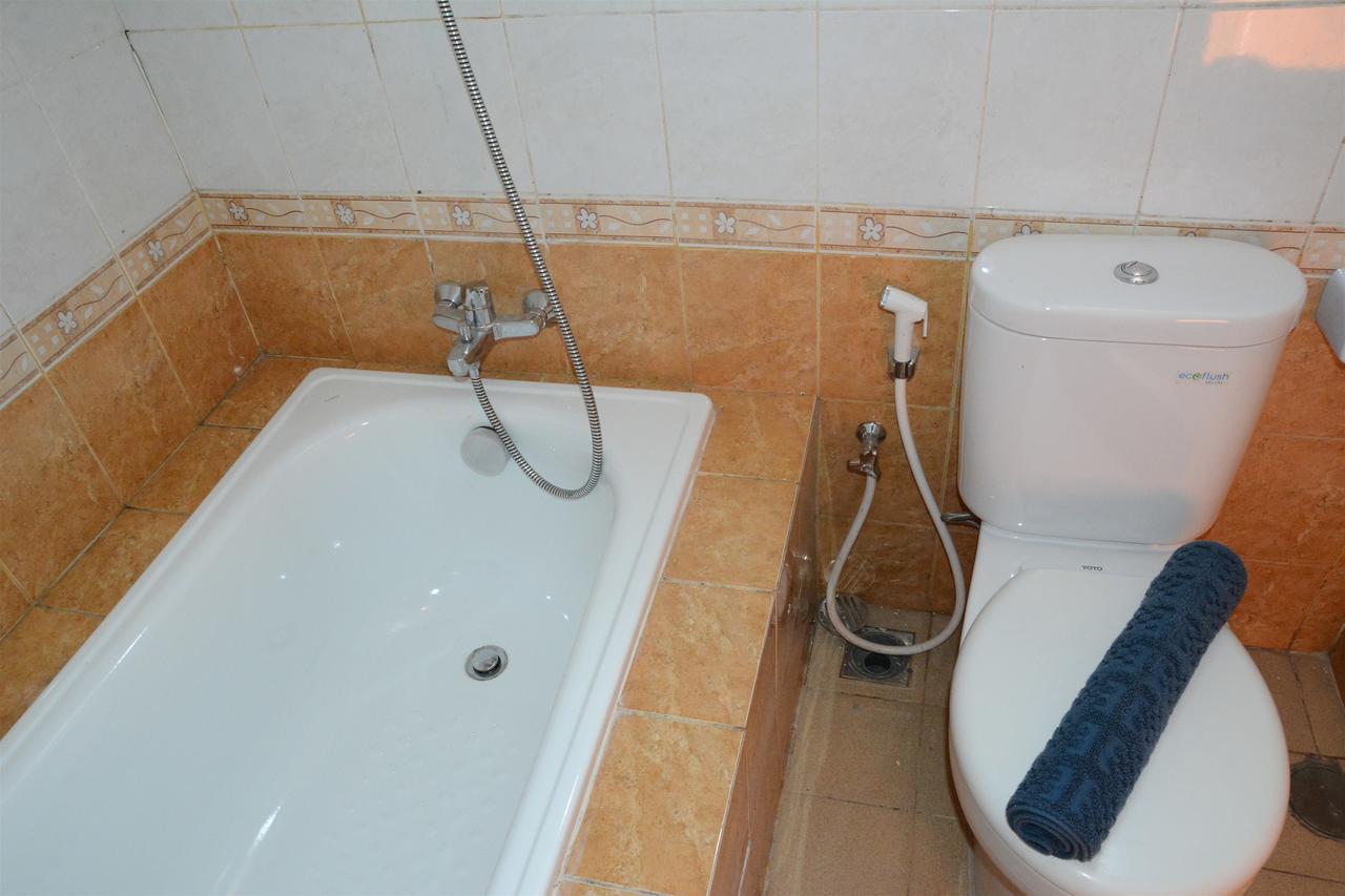 3Br Grand Palace With Private Bathtub By Travelio Jakarta Bagian luar foto