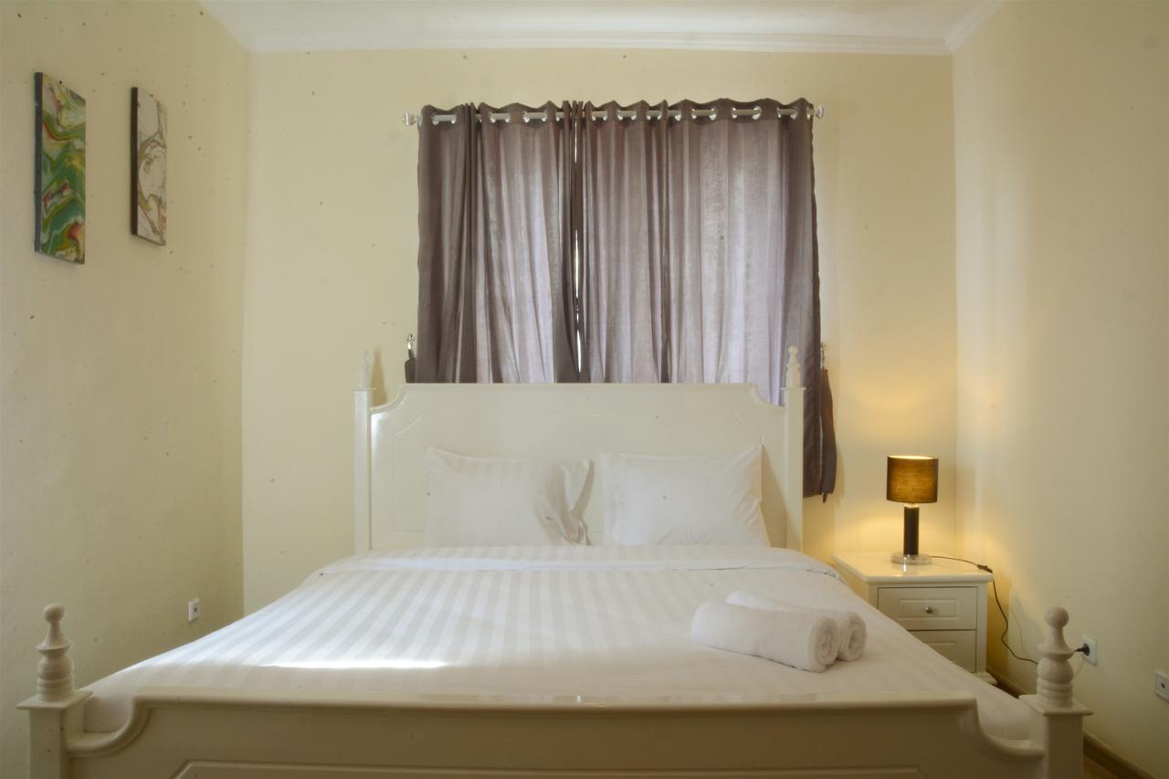 3Br Grand Palace With Private Bathtub By Travelio Jakarta Bagian luar foto