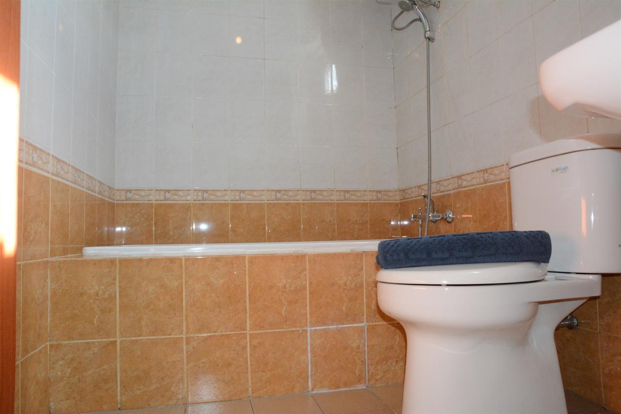 3Br Grand Palace With Private Bathtub By Travelio Jakarta Bagian luar foto