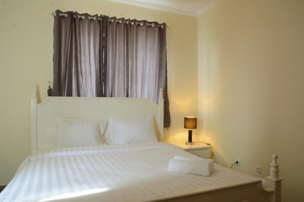 3Br Grand Palace With Private Bathtub By Travelio Jakarta Bagian luar foto