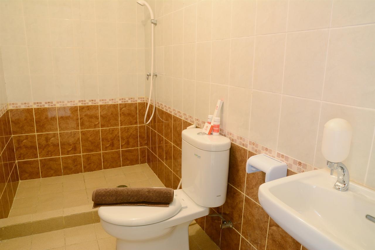 3Br Grand Palace With Private Bathtub By Travelio Jakarta Bagian luar foto