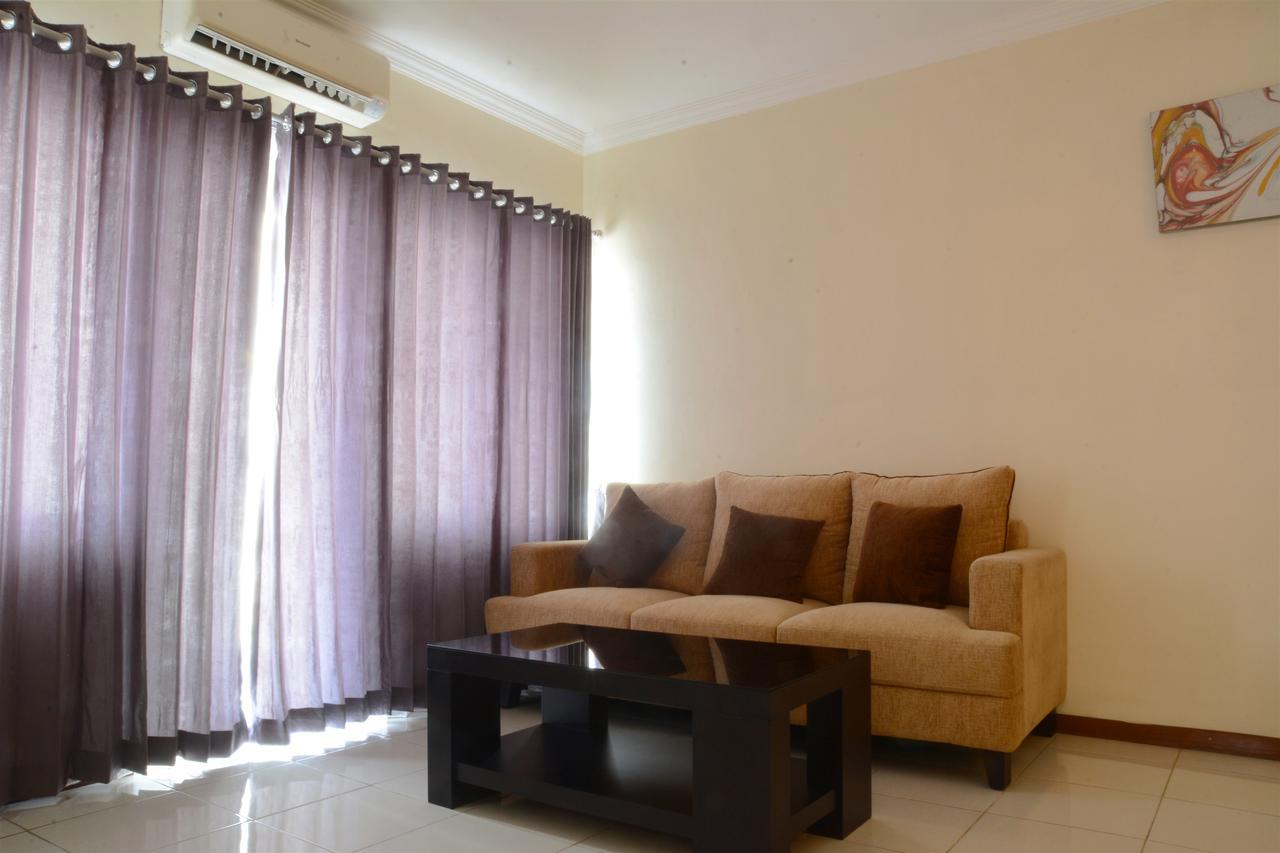 3Br Grand Palace With Private Bathtub By Travelio Jakarta Bagian luar foto