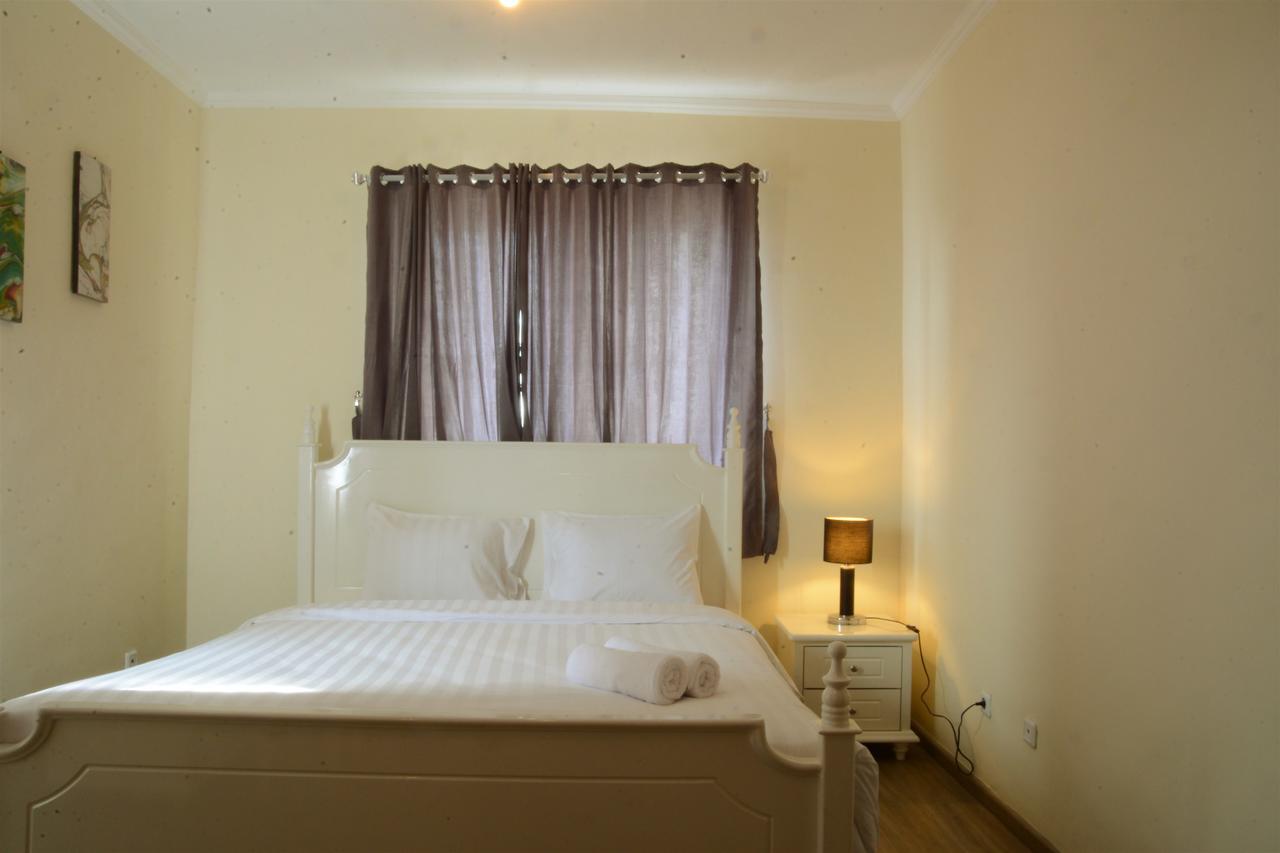 3Br Grand Palace With Private Bathtub By Travelio Jakarta Bagian luar foto